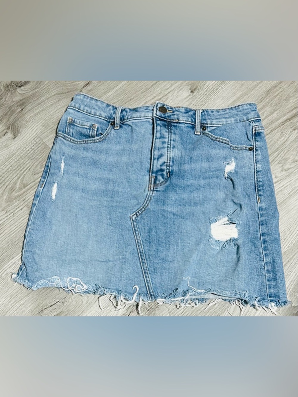 ⭐️Old Navy 10 Light Blue Distressed Denim Mini Skirt Womens